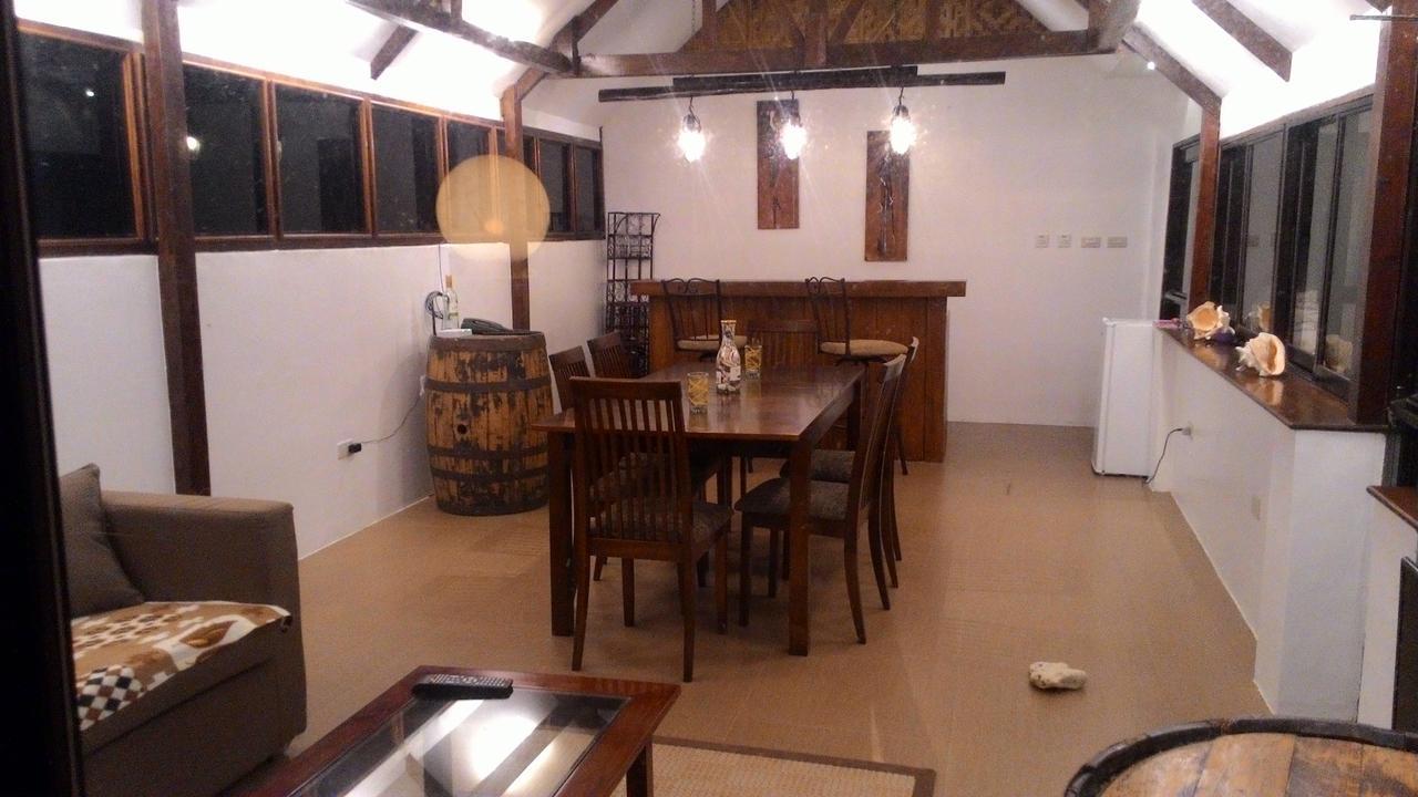 Bamboo Beachhouse Dormitory Garcia Hernandez Экстерьер фото